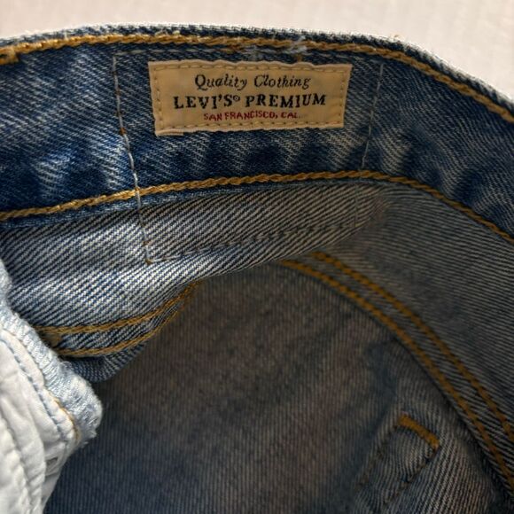 Women's Levi's Vintage wedgie Distressed Denim Jeans Retro Grunge Ripped Knees - Picture 13 of 16